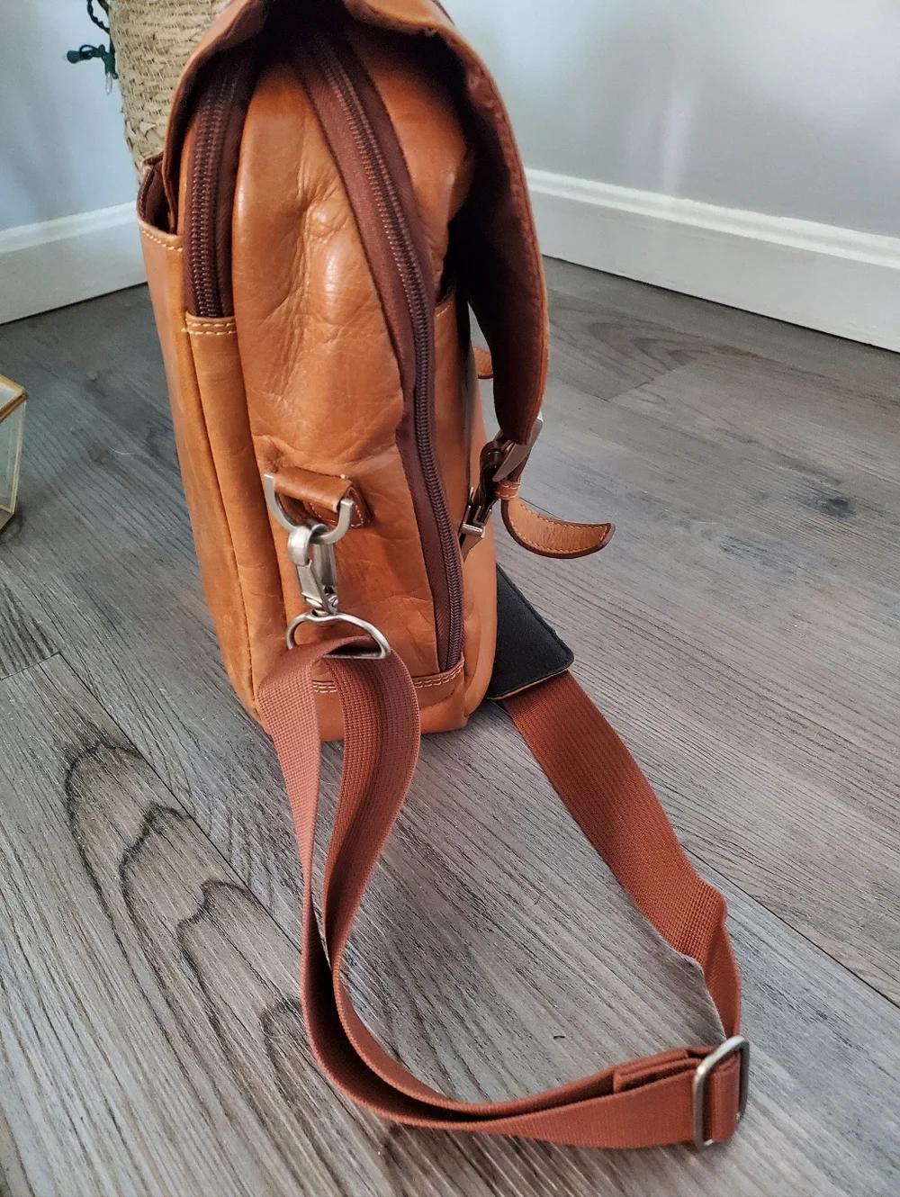 Wilsons Leather Messenger Laptop Briefcase Business Travel Carryon Bag